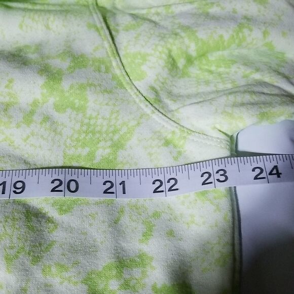 Calvin Klein mock neck pullover sweatshirt - Picture 8 of 8